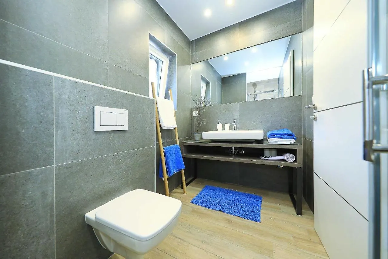 Apartment Meeresbrise, No 2 Starigrad Paklenica